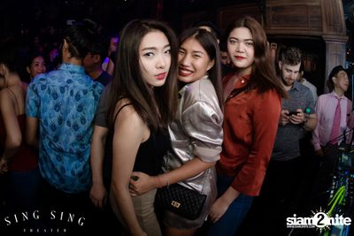 BLING IT กับ Bangkok Invaders ที่ ซิง ซิง เธียเตอร์ — photo 129