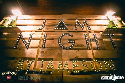 Jam Night by Jameson กับ Wan x Win Sqweez Animal ที่ รียูเนี่ยน ทองหล่อ — photo 4