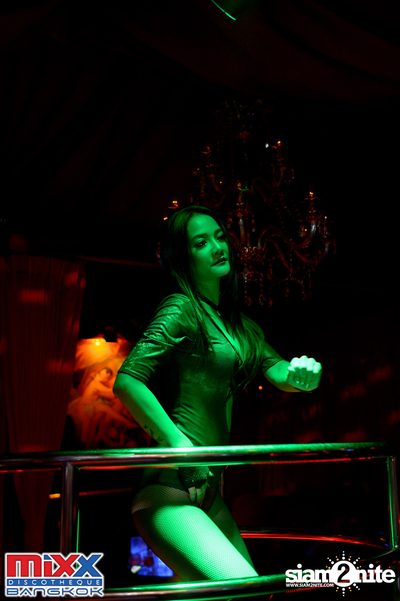 Hot Pants Meets Stilettos Party at MIXX Bangkok — photo 19