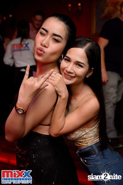 Hot Pants Meets Stilettos Party at MIXX Bangkok — photo 21