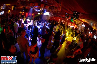 Hot Pants Meets Stilettos Party at MIXX Bangkok — photo 34