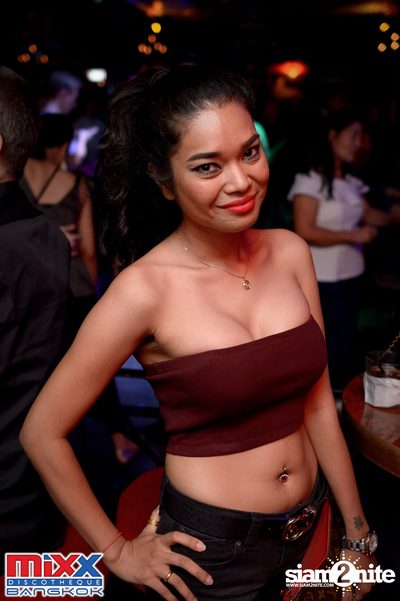 Hot Pants Meets Stilettos Party at MIXX Bangkok — photo 38