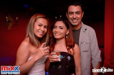 Hot Pants Meets Stilettos Party at MIXX Bangkok — photo 41