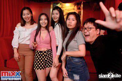 Hot Pants Meets Stilettos Party at MIXX Bangkok — photo 59