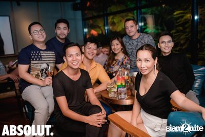 Over The Rainbow Launch Party ที่ แคคตัส บาร์ — photo 70