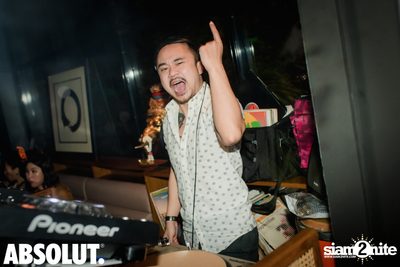 Over The Rainbow Launch Party ที่ แคคตัส บาร์ — photo 79