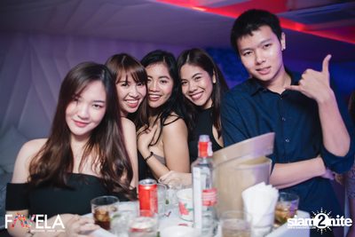 I Like it Like That at Favela Thonglor — photo 1