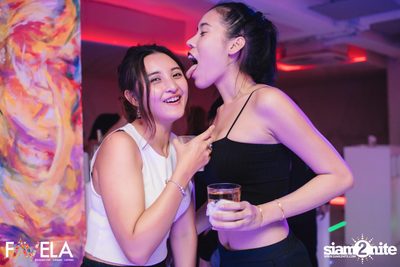 I Like it Like That at Favela Thonglor — photo 10