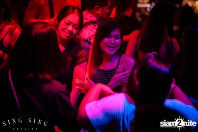 BLING IT กับ Bangkok Invaders ที่ ซิง ซิง เธียเตอร์ — photo 29