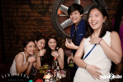 BLING IT กับ Bangkok Invaders ที่ ซิง ซิง เธียเตอร์ — photo 41