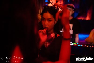 BLING IT กับ Bangkok Invaders ที่ ซิง ซิง เธียเตอร์ — photo 48