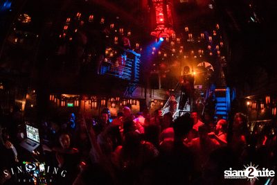 BLING IT กับ Bangkok Invaders ที่ ซิง ซิง เธียเตอร์ — photo 95