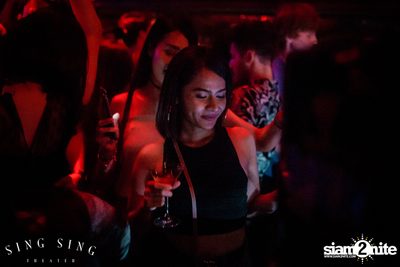 BLING IT กับ Bangkok Invaders ที่ ซิง ซิง เธียเตอร์ — photo 114