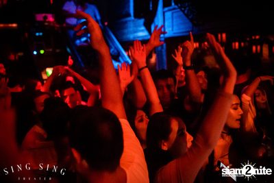 BLING IT กับ Bangkok Invaders ที่ ซิง ซิง เธียเตอร์ — photo 118