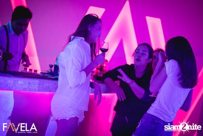 Ladies Night at Favela Thonglor — photo 9