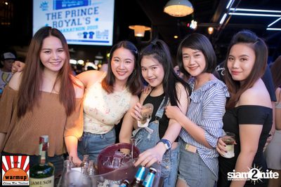 Singha Light: Blue Planet Revolution 4.5 ที่ วอร์ม อัพ คาเฟ่ เชียงใหม่ — photo 19