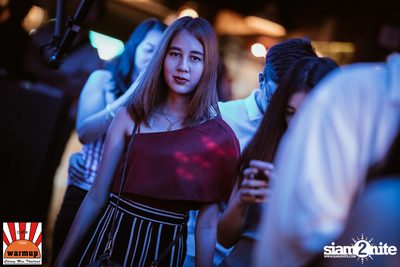 Singha Light: Blue Planet Revolution 4.5 ที่ วอร์ม อัพ คาเฟ่ เชียงใหม่ — photo 52