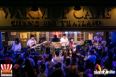 Singha Light: Blue Planet Revolution 4.5 ที่ วอร์ม อัพ คาเฟ่ เชียงใหม่ — photo 61