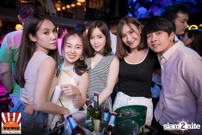 Singha Light: Blue Planet Revolution 4.5 ที่ วอร์ม อัพ คาเฟ่ เชียงใหม่ — photo 75
