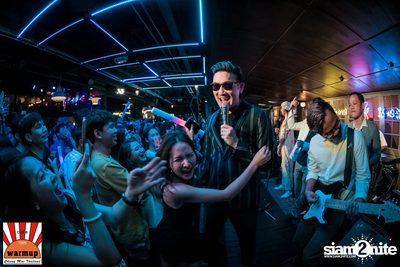 Singha Light: Blue Planet Revolution 4.5 ที่ วอร์ม อัพ คาเฟ่ เชียงใหม่ — photo 99