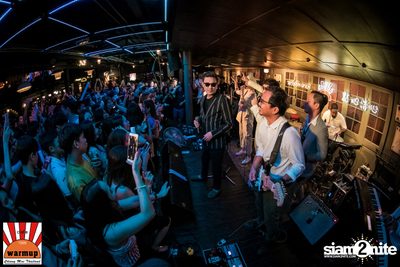 Singha Light: Blue Planet Revolution 4.5 ที่ วอร์ม อัพ คาเฟ่ เชียงใหม่ — photo 101
