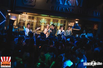 Singha Light: Blue Planet Revolution 4.5 ที่ วอร์ม อัพ คาเฟ่ เชียงใหม่ — photo 130