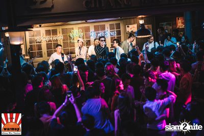 Singha Light: Blue Planet Revolution 4.5 ที่ วอร์ม อัพ คาเฟ่ เชียงใหม่ — photo 131