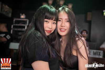 Singha Light: Blue Planet Revolution 4.5 ที่ วอร์ม อัพ คาเฟ่ เชียงใหม่ — photo 164