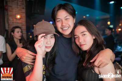 Singha Light: Blue Planet Revolution 4.5 ที่ วอร์ม อัพ คาเฟ่ เชียงใหม่ — photo 166