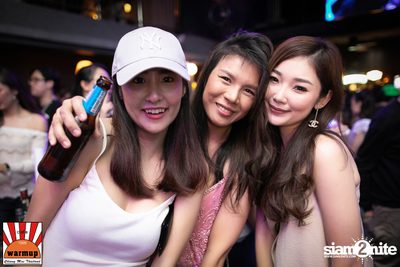 Singha Light: Blue Planet Revolution 4.5 ที่ วอร์ม อัพ คาเฟ่ เชียงใหม่ — photo 174