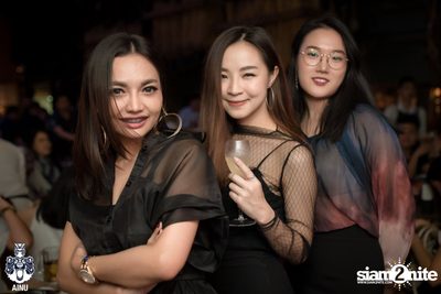 Friday Night at Ainu Bar — photo 15