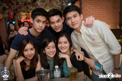 Friday Night at Ainu Bar — photo 16