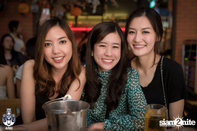 Friday Night at Ainu Bar — photo 17