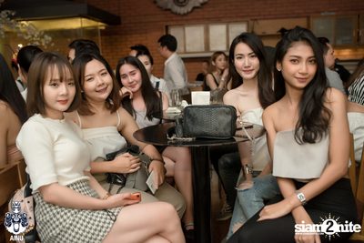Friday Night at Ainu Bar — photo 90