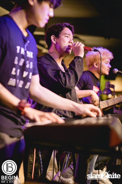 Fridays ที่ร้าน บีกิน บาร์, ถนนศรีนครินทร์ — photo 12