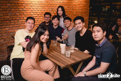 Fridays ที่ร้าน บีกิน บาร์, ถนนศรีนครินทร์ — photo 50
