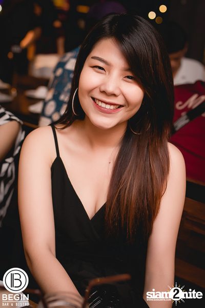 Fridays ที่ร้าน บีกิน บาร์, ถนนศรีนครินทร์ — photo 64
