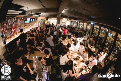 Fridays ที่ร้าน บีกิน บาร์, ถนนศรีนครินทร์ — photo 69