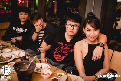 Fridays ที่ร้าน บีกิน บาร์, ถนนศรีนครินทร์ — photo 82