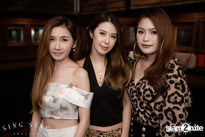 BLING IT กับ Bangkok Invaders ที่ ซิง ซิง เธียเตอร์ — photo 4