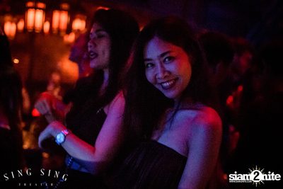 BLING IT กับ Bangkok Invaders ที่ ซิง ซิง เธียเตอร์ — photo 35