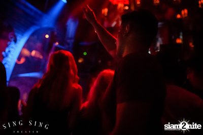 BLING IT กับ Bangkok Invaders ที่ ซิง ซิง เธียเตอร์ — photo 53