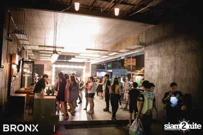 BRONX นำเสนอ UrboyTJ x CD Guntee — photo 14