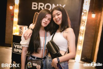BRONX นำเสนอ UrboyTJ x CD Guntee — photo 26