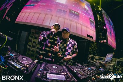 BRONX นำเสนอ UrboyTJ x CD Guntee — photo 43
