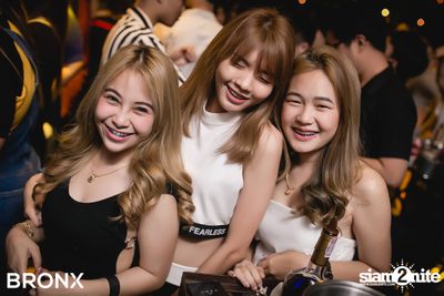 BRONX นำเสนอ UrboyTJ x CD Guntee — photo 53