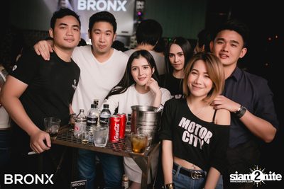 BRONX นำเสนอ UrboyTJ x CD Guntee — photo 54