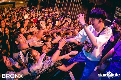 BRONX นำเสนอ UrboyTJ x CD Guntee — photo 118