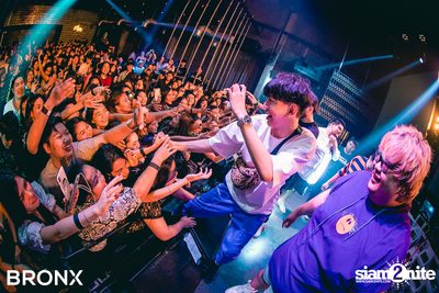 BRONX นำเสนอ UrboyTJ x CD Guntee — photo 119