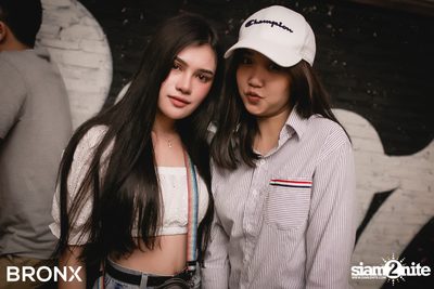 BRONX นำเสนอ UrboyTJ x CD Guntee — photo 127